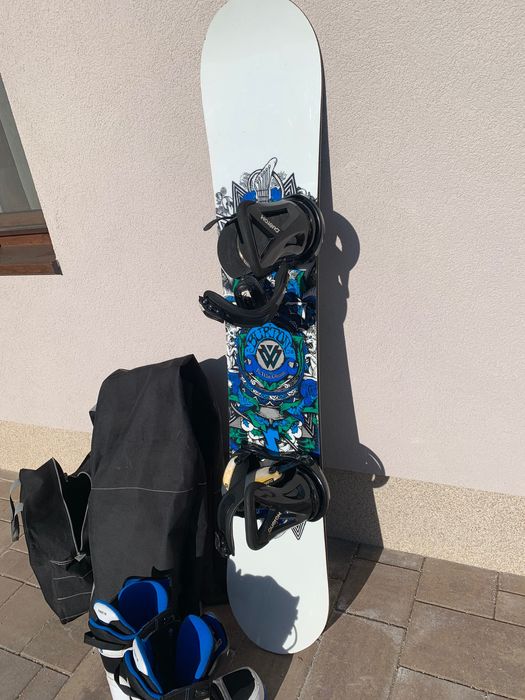 Placa Burton 157 cu legături și bocanci