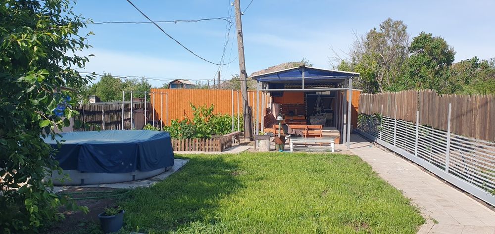 Сдаётся тёплая дача с баней на Барковском.