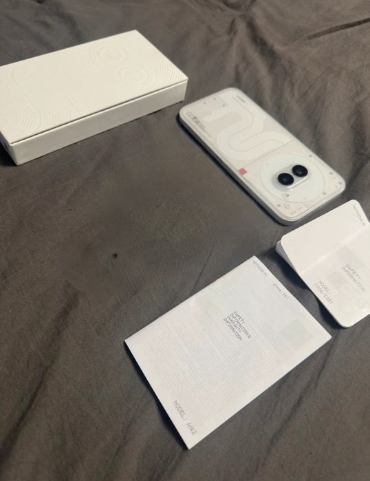 Nothing phone 2a white