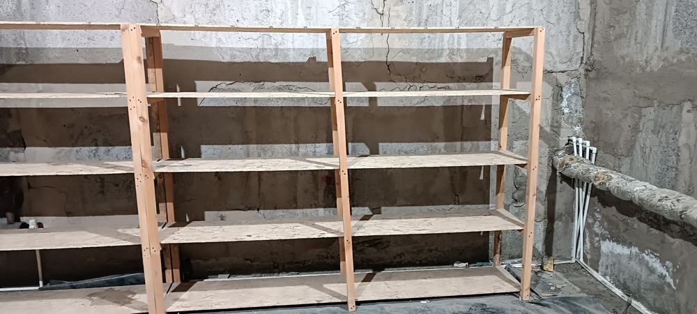 Стеллажи деревянные