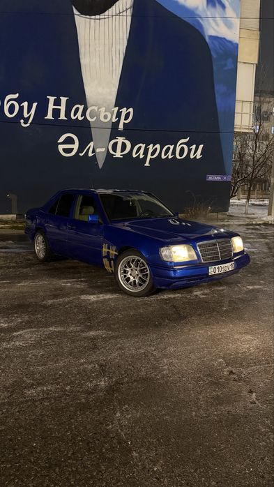 Мерседес 124 Е шка автомат