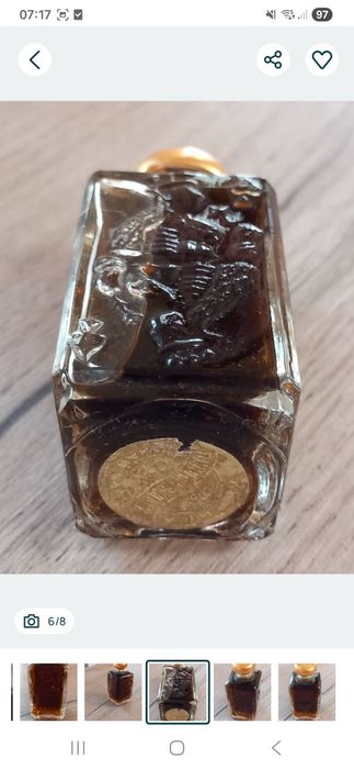 Esenta parfum Hobar 80 ani.