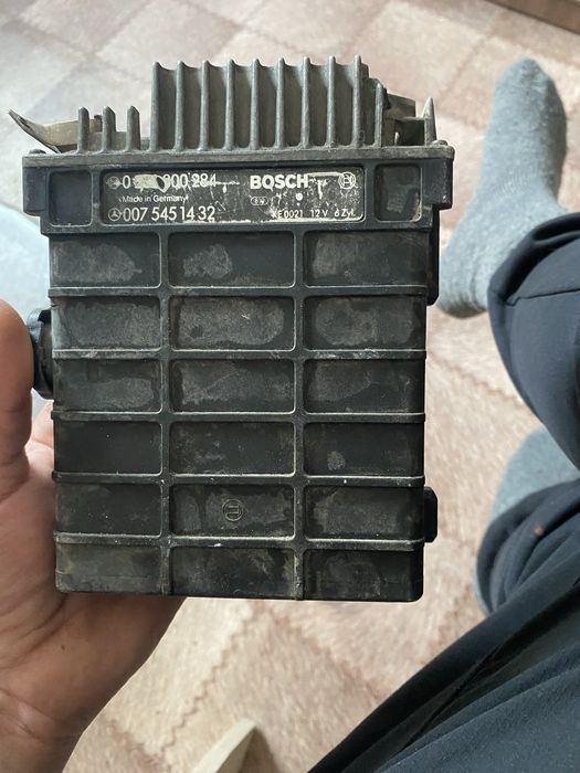 Продам комп и камутатор 103 двигатель