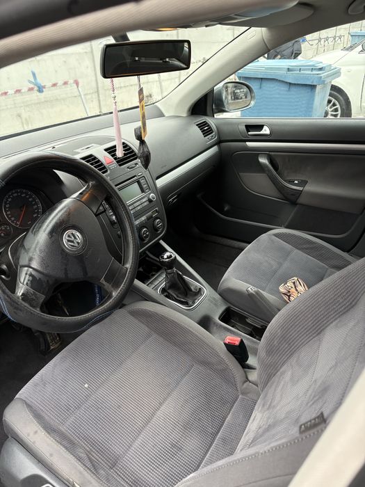 Vând volkswagen Jetta