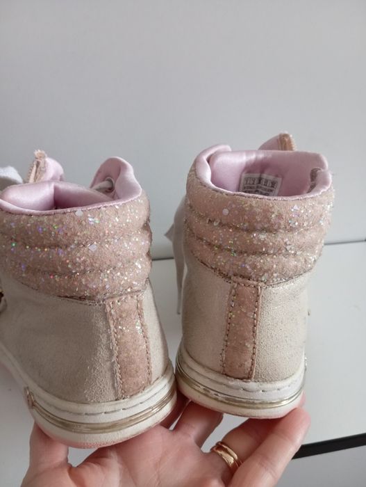 Tenisi Skechers marimea 35