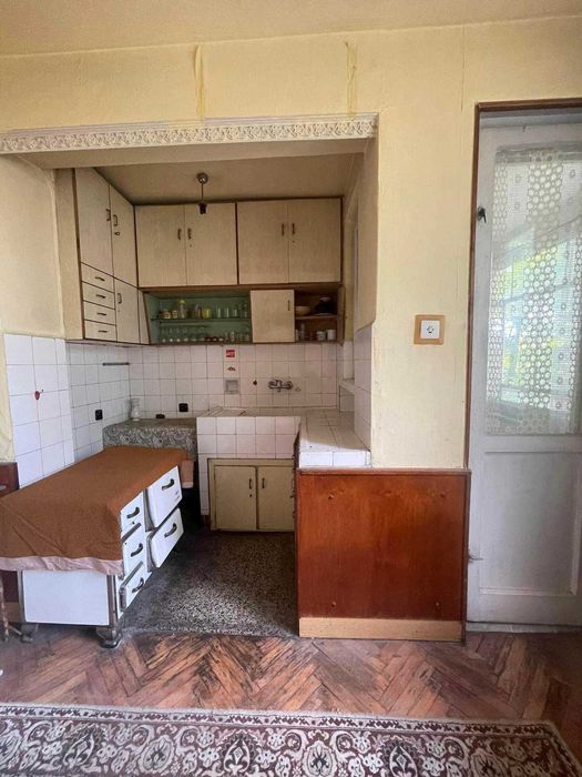 Продава се Тристаен апартамент в Търговище, Център - 78 кв.м за 1014 €/кв.м - Снимка #14