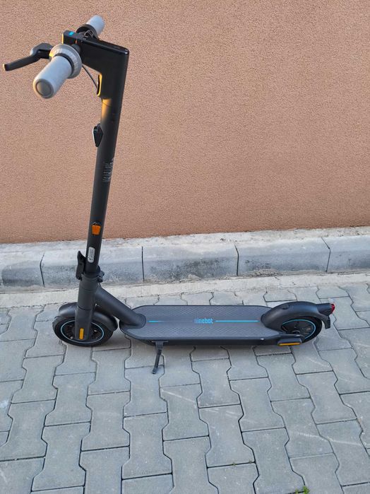 Електрическа тротинетка Ninebot