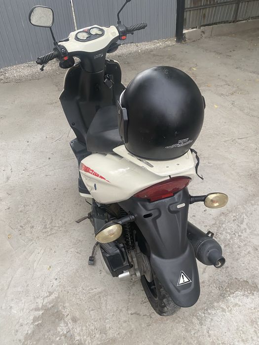 Продам мопед скутер