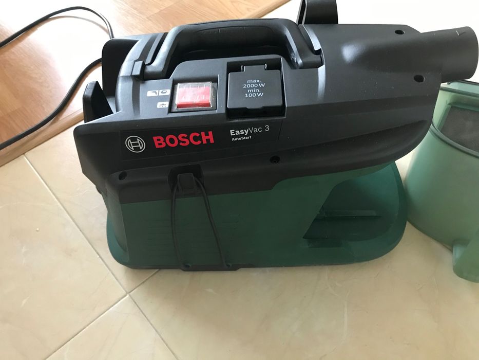 Прахосмукачка за сухо изсмукване BOSCH EasyVac 3