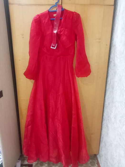 Платье вечернее длинное