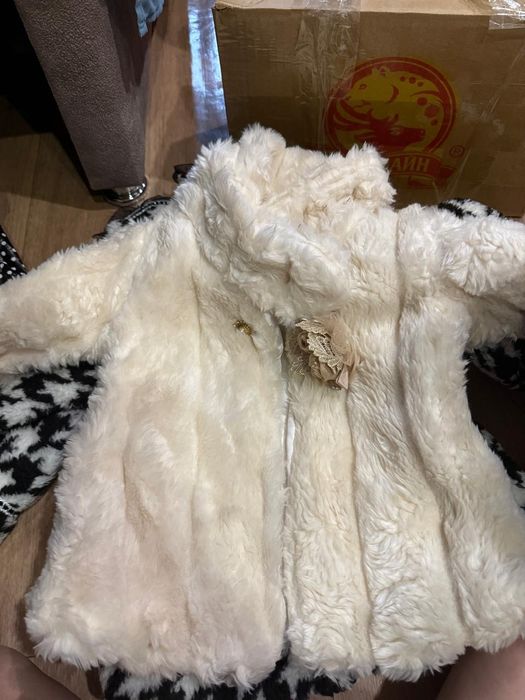 Шубки продам детские