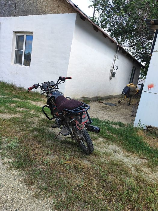 Мотоцикл 125кубовый
