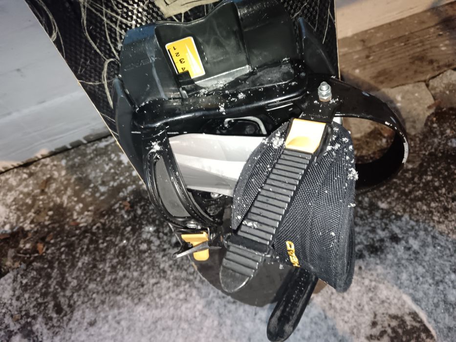 Snowboard head+legături 130cm