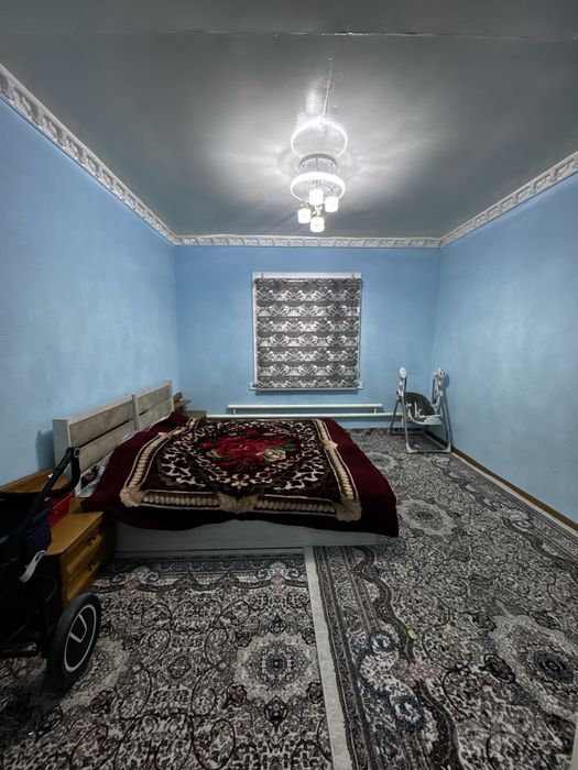 Gazalkentda dacha sotiladi