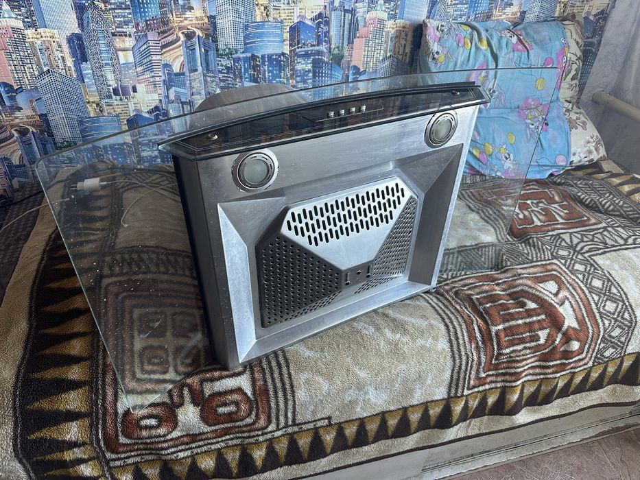 Продам вытяжку AUCMA