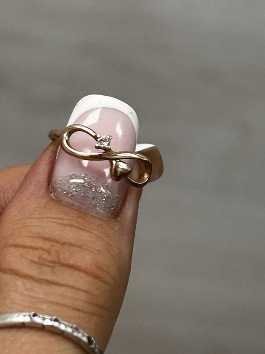 Нежное колечко  585