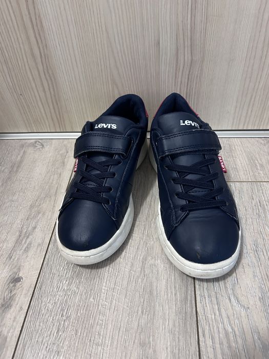 Pantofi sport Levi’s piele nr 32