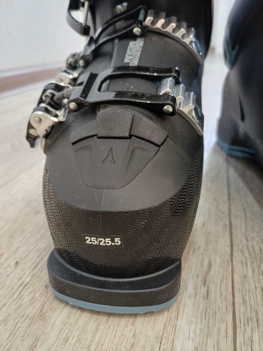 Ботинки горнолыжные ATOMIC р-р 39-40
