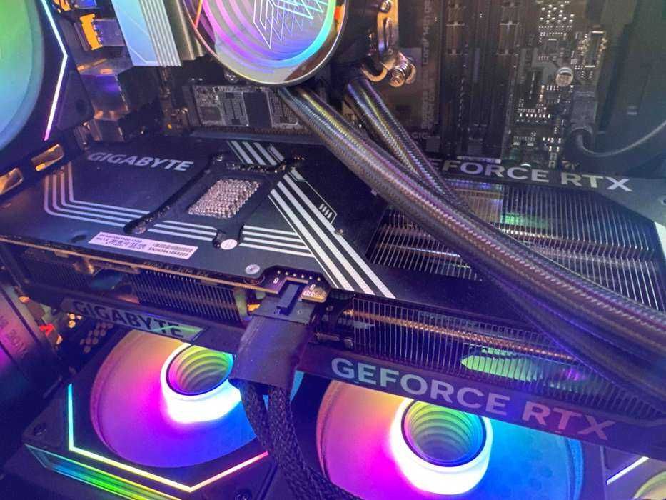 RTX 5070 Gigabyte Windforce OC 12GB / Бартер за 9070 XT