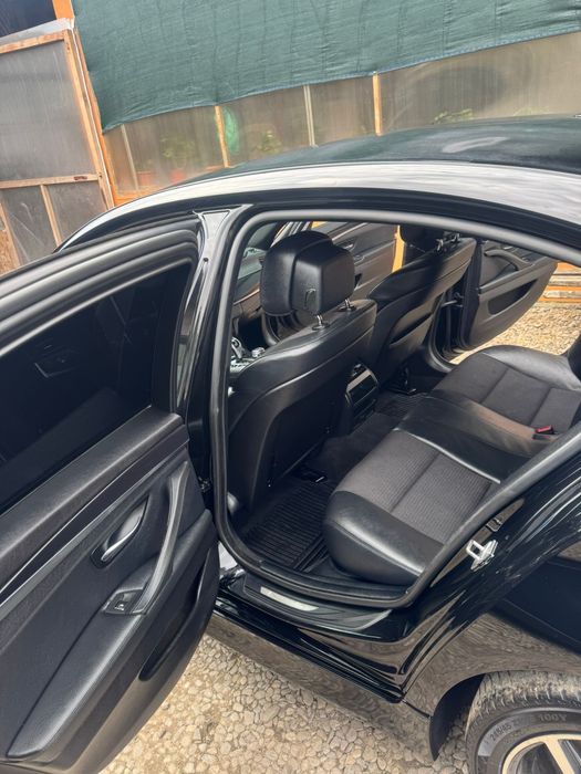 Vand Bmw F 10  520 d , M packet an 2011
