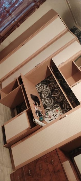 Продам б/у шифоньер