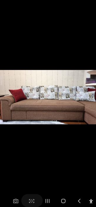 Продаю диван угловой в комплекте.