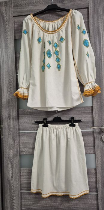 Costum popular de dama