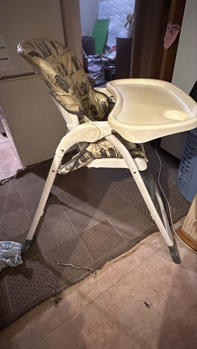 Продам стульчик для кормления