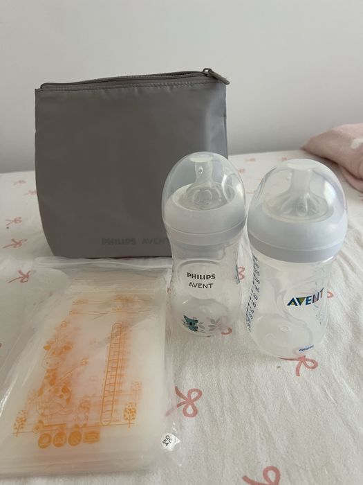 Set Philips Avent – 2 biberoane + accesorii
