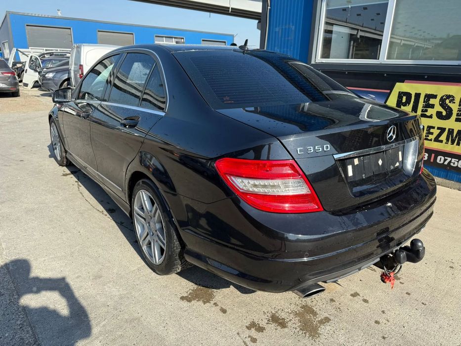 Bara / Capota / Faruri / Aripi / Usi / Jante / Portbagaj Mercedes C-Class W204 AMG Culoare 197 Negru Obsidian