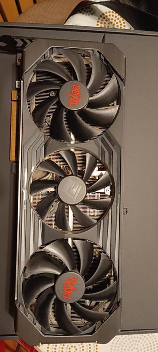 Видеокарта Ред Девил 6700