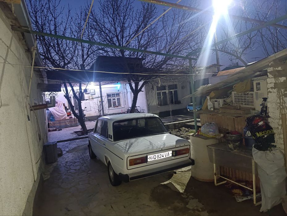 Срочно недорого продаётся дом на земле на ул.Ангарская махалля анхор