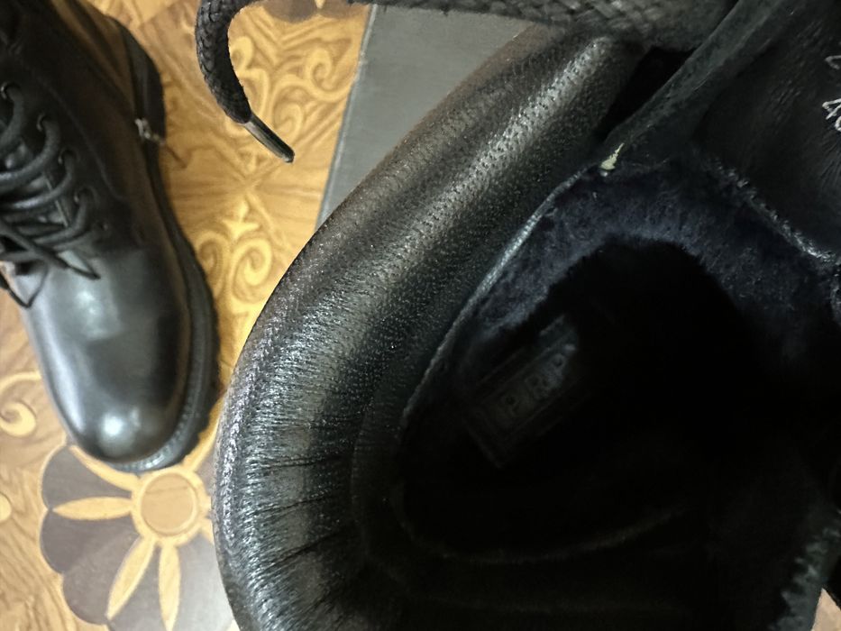 Ботинки зимние новые