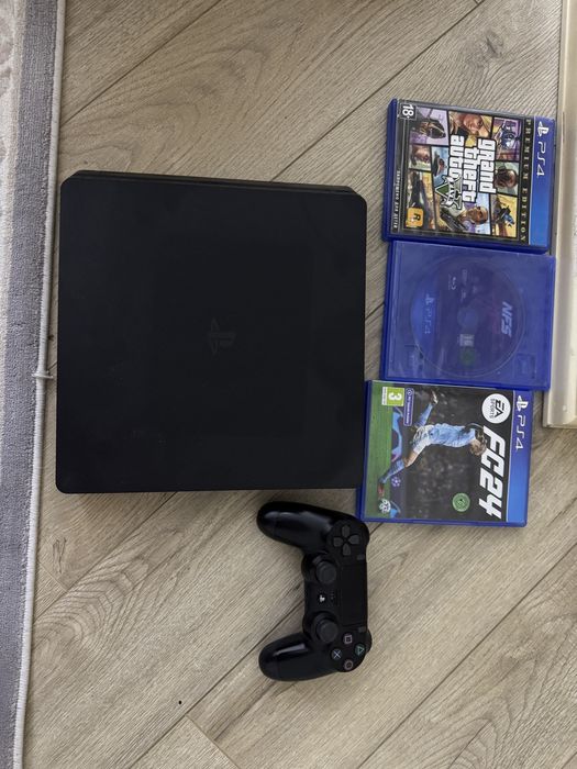 Ps4 с играми и джойстиком