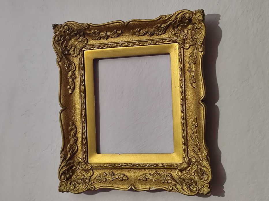 Продавам рамка за картина