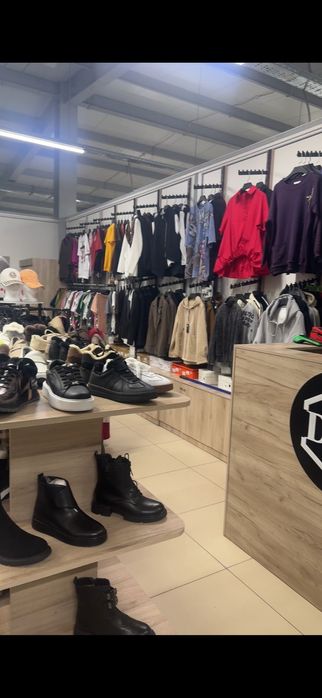 Продам бутик с оборудованием