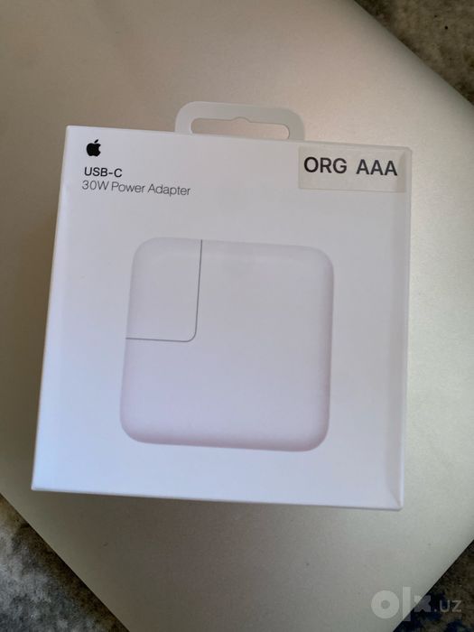 mackbook charger 30 wat