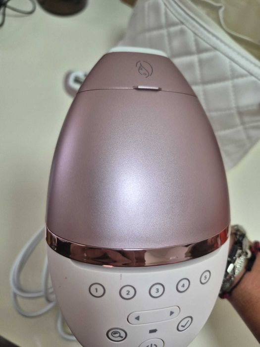 Epilator IPL Philips cu SkinAl exclusive