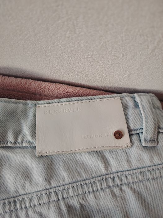 Blugi din denim Reserved, mărimea 36(S)