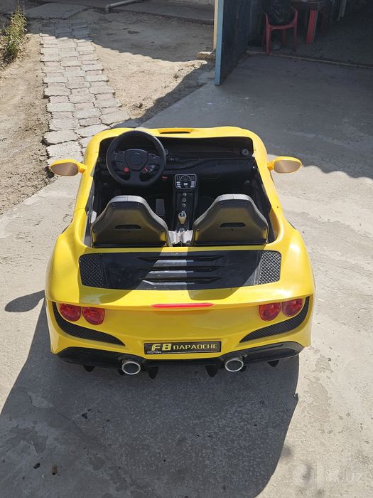 Srochna FERRARI moshincha sotiladi