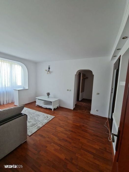 Ultracentral-Apartament cu 2 camere, mobilat — fotografia 3