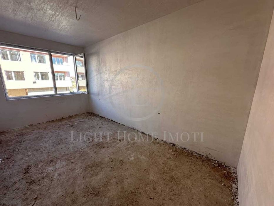 Продава се Двустаен апартамент в Пловдив, Център - 60 кв.м за 706 €/кв.м - Снимка #4