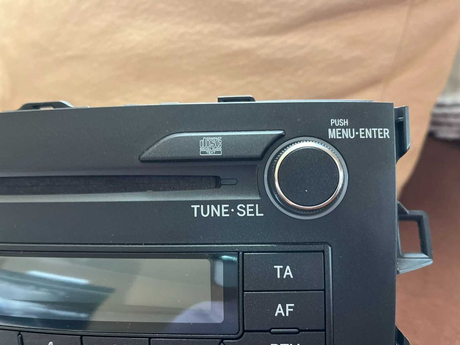 CD Радио Toyota Auris