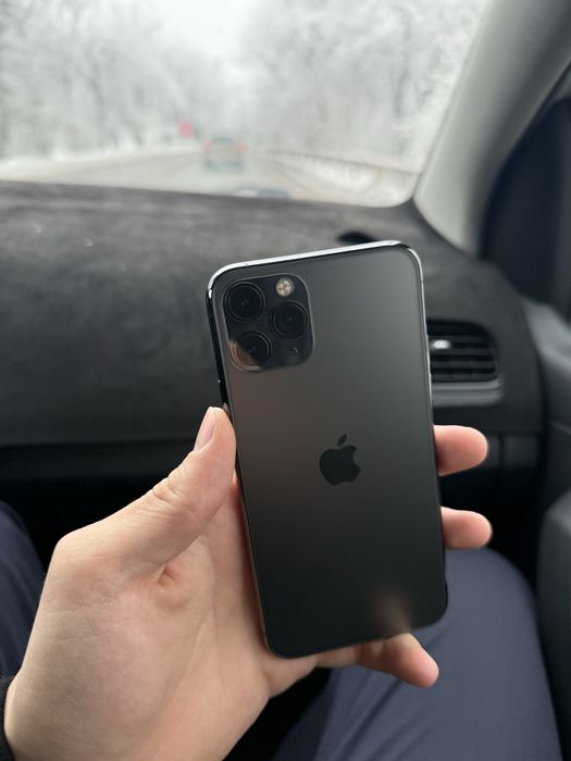 Айфон 11 про 256 идеал