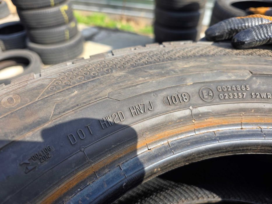 4бр Летни гуми за бус 225 65 16 С - Continental