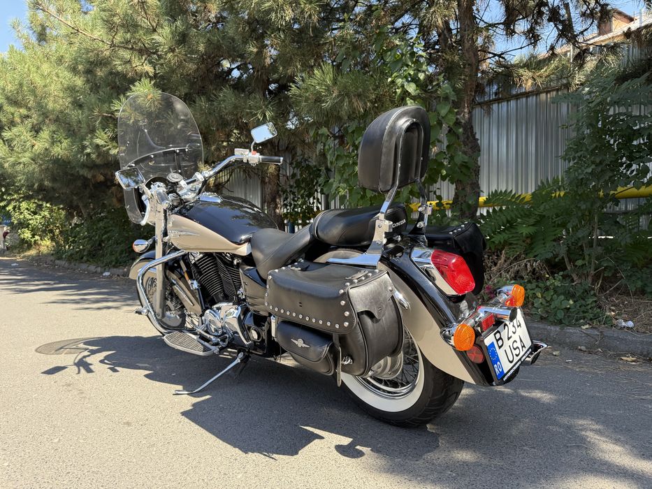 Honda shadow VT1100 c3 aero