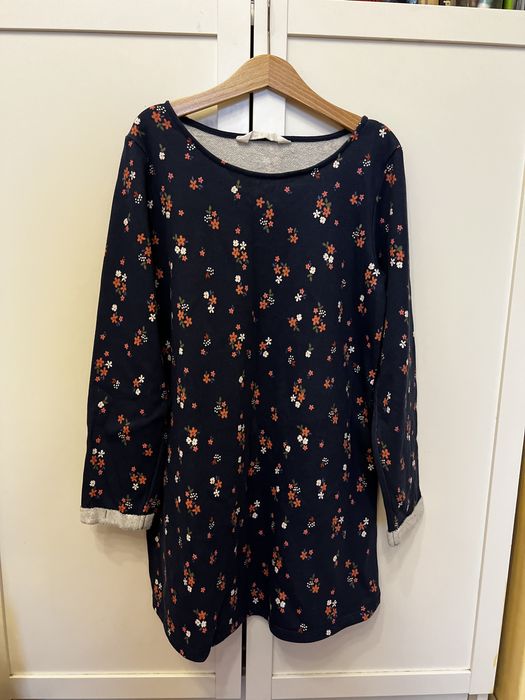 Дрехи за момиче 134, 122, 140 Рокли