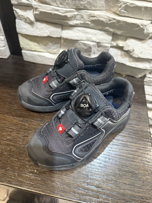 Обувки размер 24 и 25