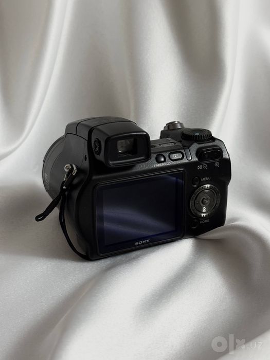 Цифровой фотоаппарат Sony Cyber-Shot DSC-H7