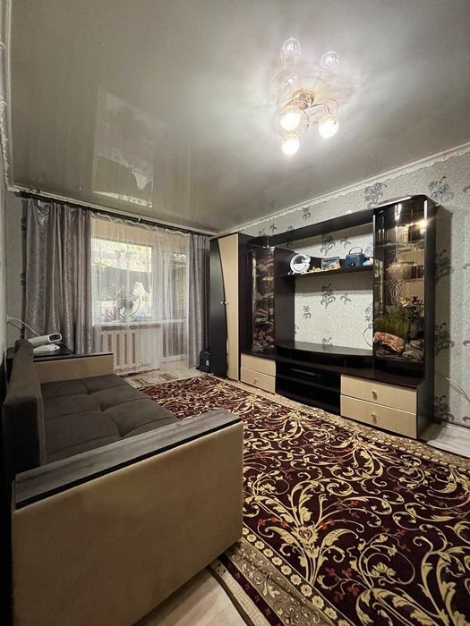 Продам 1 ком. Республики. на против ТД Экспресс